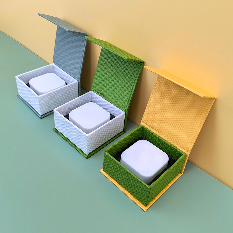 Embalaje de caja cuadrada de crema de cáñamo