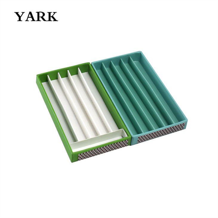 Caja de cigarrillos conjunta preenrollada